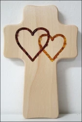 Kríž drev. 2 jantárové srdcia