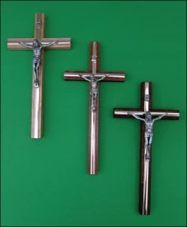Kríž drev. s lištou - stredný (26340)