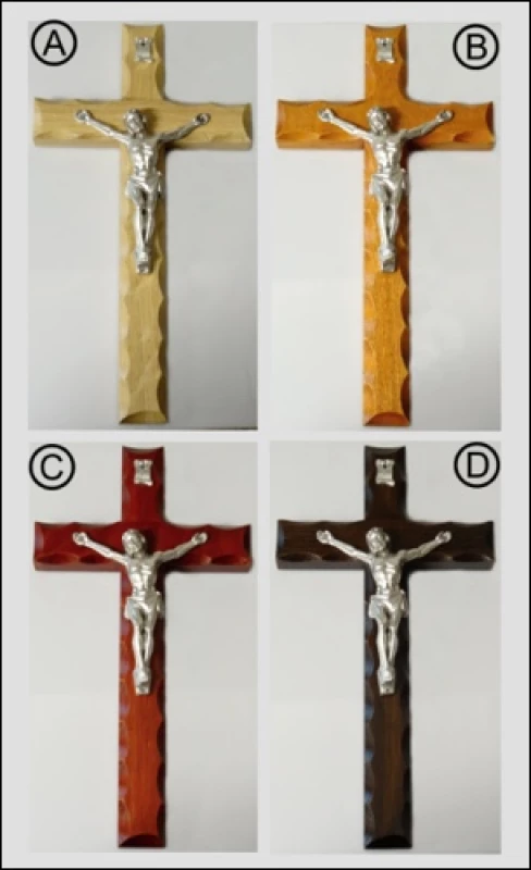 Kríž drevený mašľový - stredný