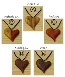 Prívesok - drevené srdce